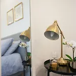 Contemporary - Station-nolo Area Apartmán